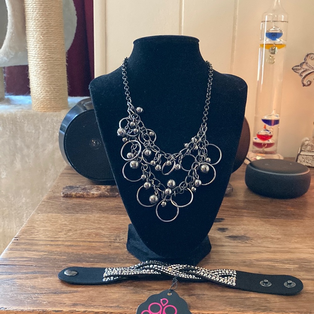 Paparazzi necklace and wrap velvet bracelet